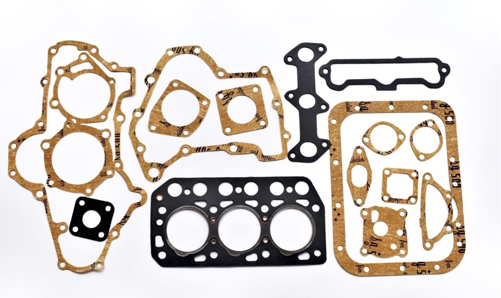 Mitsubishi K3A–K3F Overhaul: Cylinder Head and Block