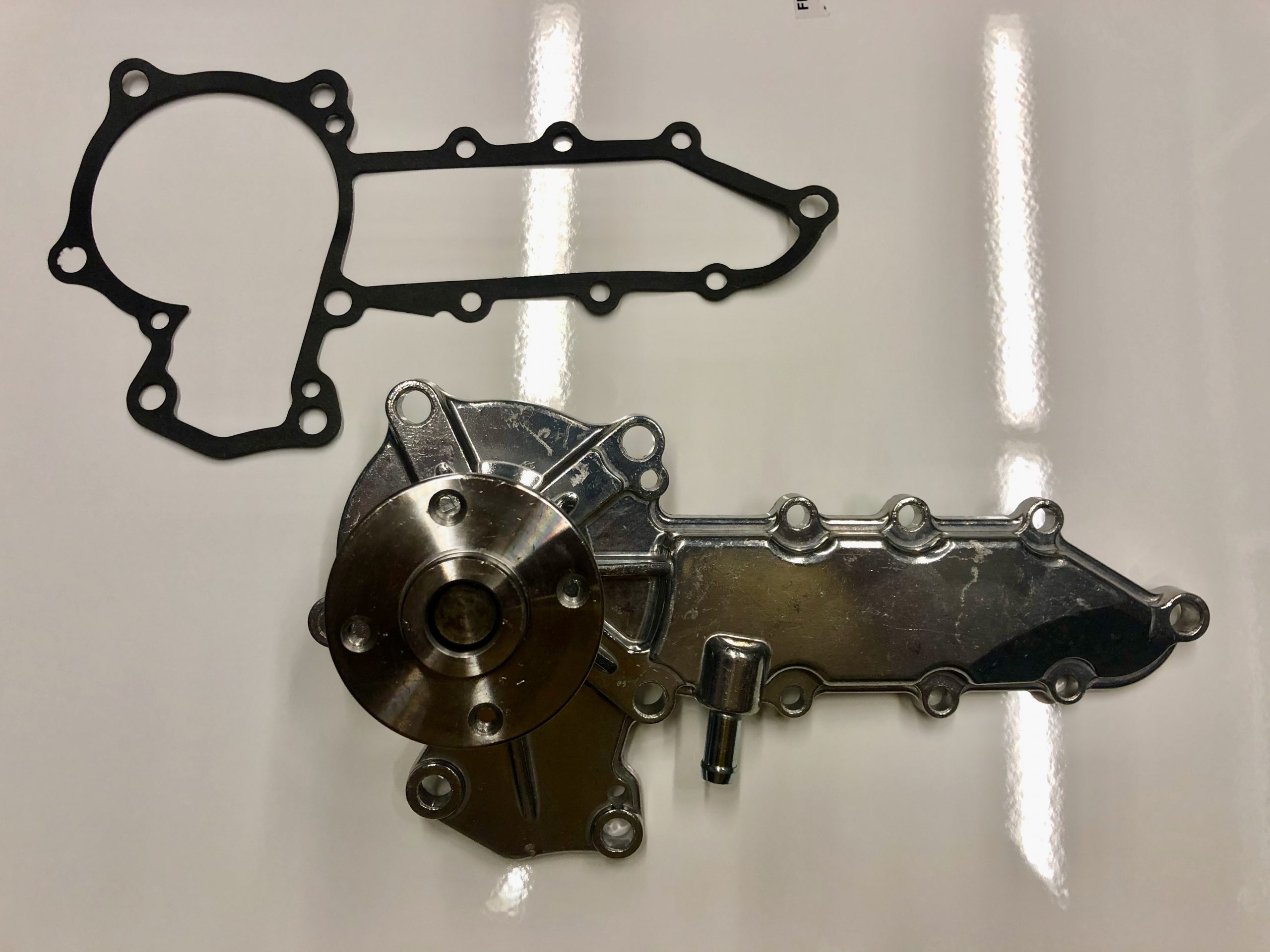 Water pump Kubota V2203 MDI V2403 Shop4trac