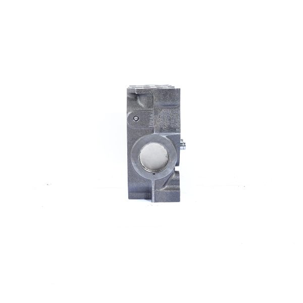Cylinder Head Mitsubishi K3e Engine | Shop4Trac