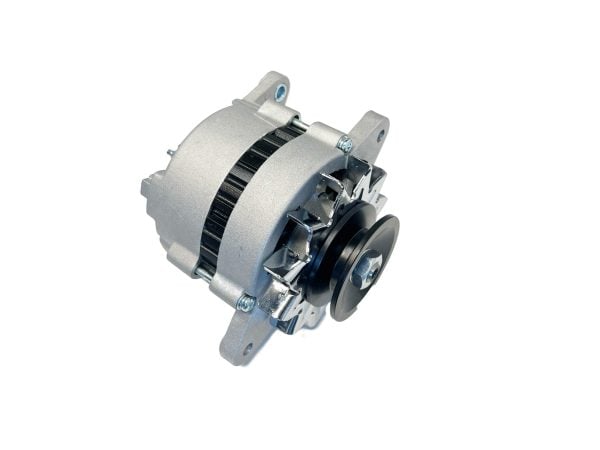 Alternateur Kubota L200 - L2350 | L1500 - L3001 | B6100 - B7200 | L1-18 - L1-355 – OEM: 15321-64010, 15321-64011, 15321-64012