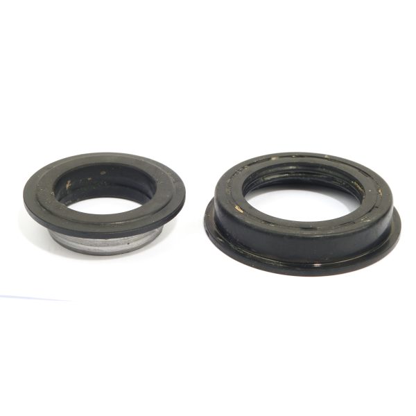 Joint d’essieu avant | joint d’huile Kubota L1500 – L2201 | AQ1724E – 2 parties
