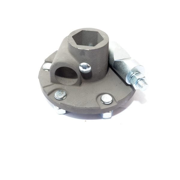 Eje de la llanta – Buje de rueda Kubota B1550 - B2410 | B4200 | B5100 - B7100 | B1700 - B2100 – OEM: 67401-17453, H6640-17300, 67401-1745-0