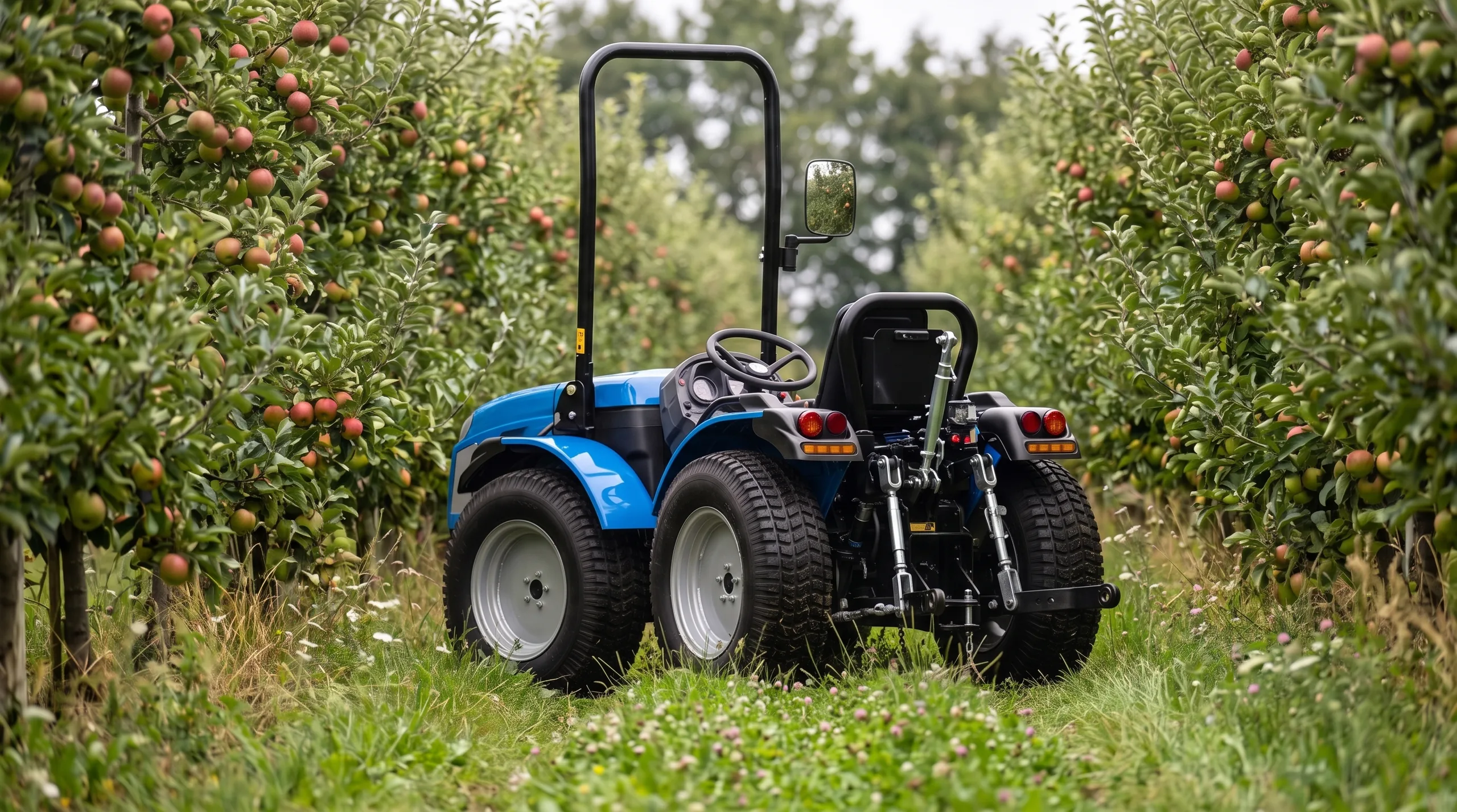 BCS Invictus K300 AR articulated tractor turning in an orchard row